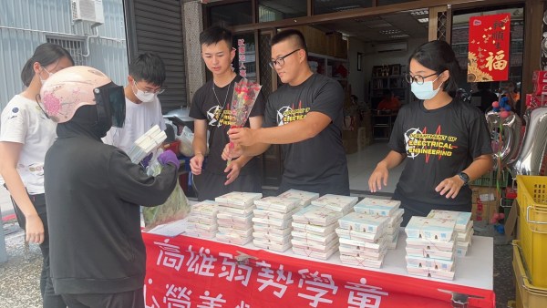 346879681_844580250581307_8114717942928964187_n 週六愛心餐盒/愛心待用券計畫